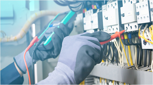 電気工事の専門家